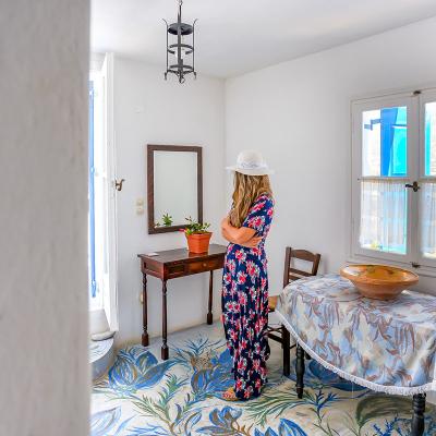 Angelicas Apartment 4 168a